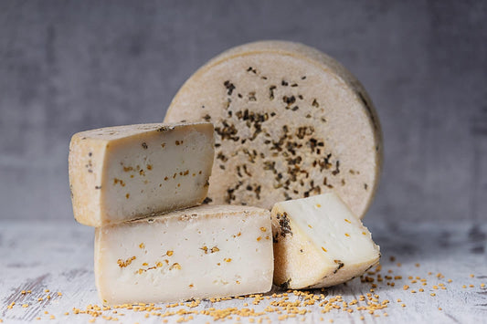 Sery Długodojrzewające: Mistrzowska Sztuka Czasu i Smaku