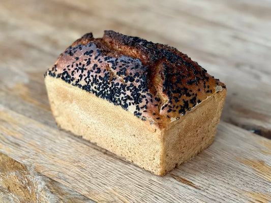 SKŁAD CHLEBA Chleb żytni pytlowy bez posypki na zakwasie naturalnym (360g)